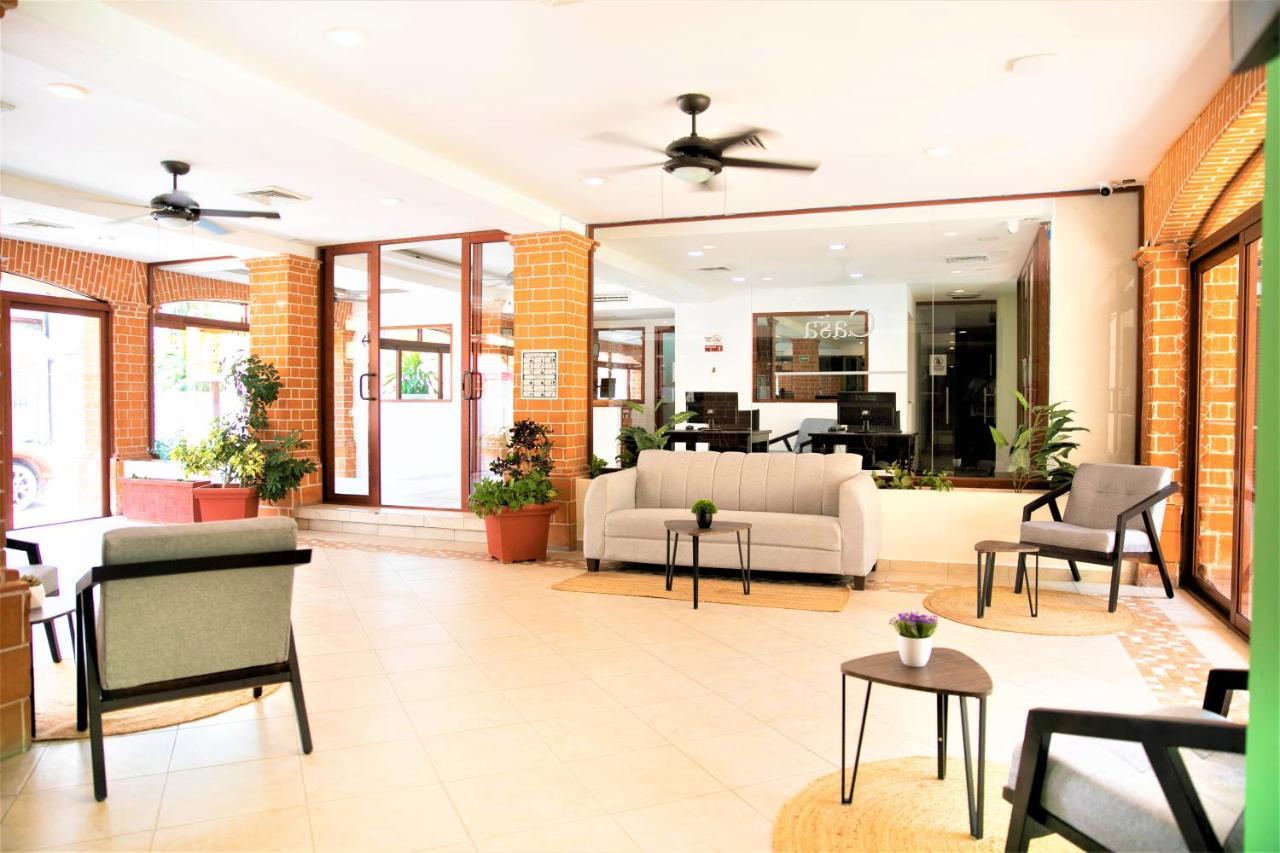 Hotel Colonial Playa Del Carmen Exteriör bild