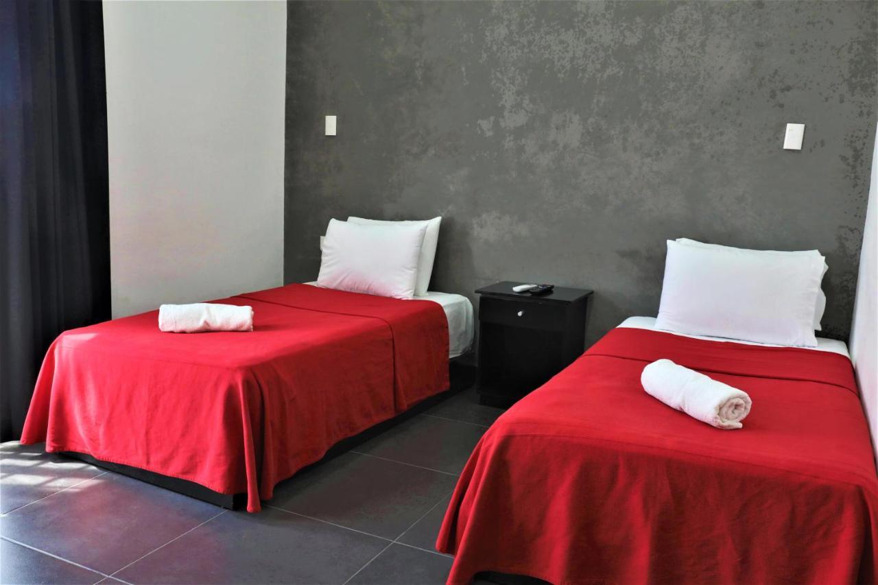 Hotel Colonial Playa Del Carmen Exteriör bild