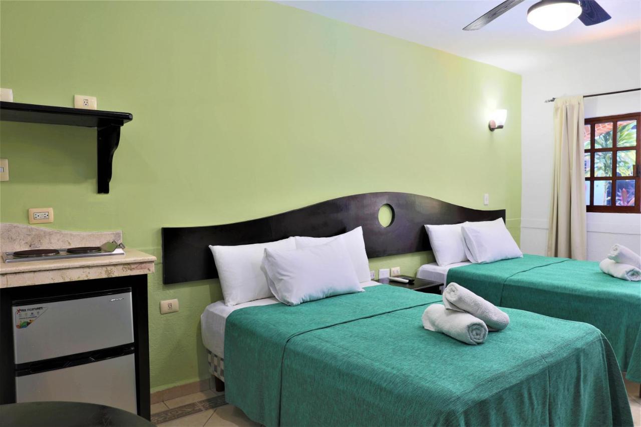 Hotel Colonial Playa Del Carmen Exteriör bild