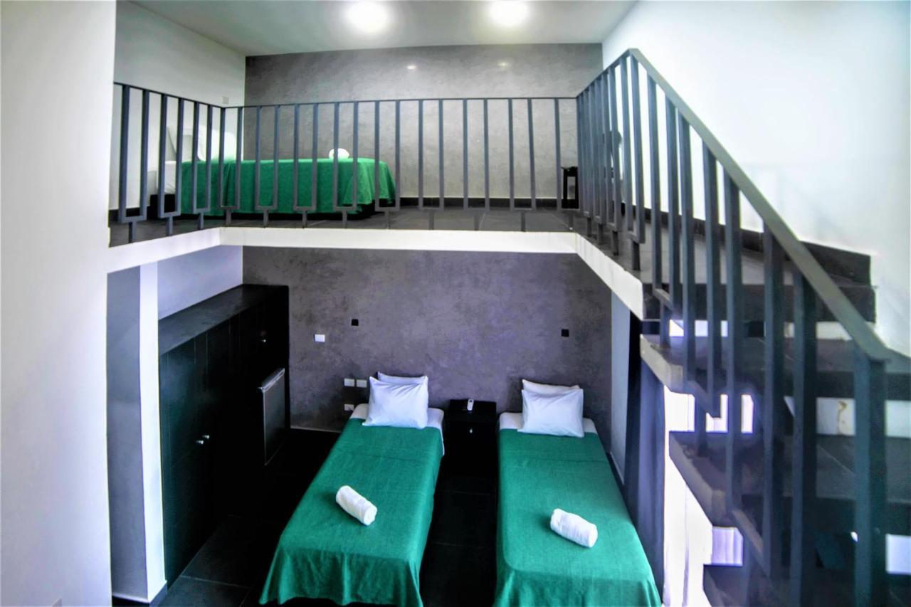 Hotel Colonial Playa Del Carmen Exteriör bild