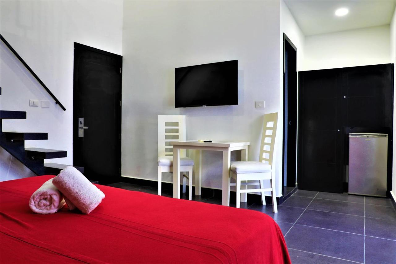 Hotel Colonial Playa Del Carmen Exteriör bild