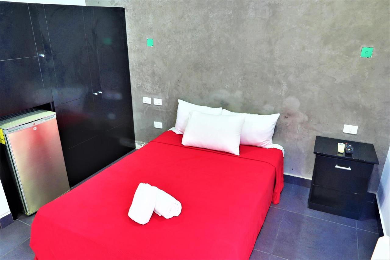 Hotel Colonial Playa Del Carmen Exteriör bild